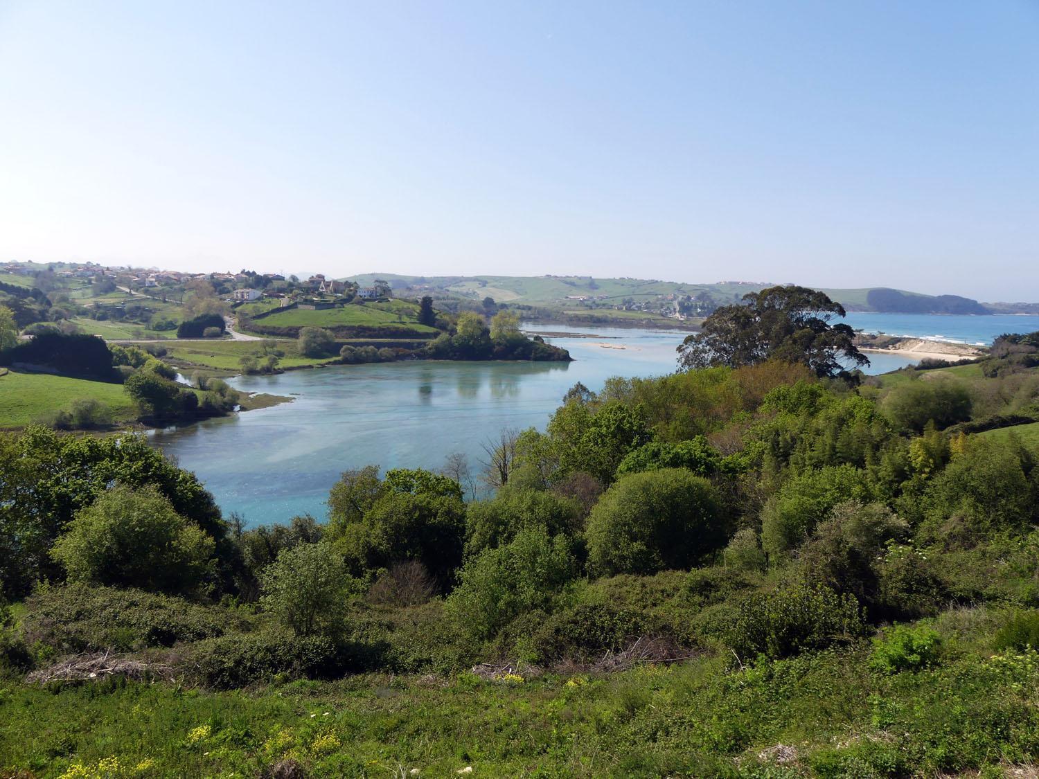El Mirador De Trasvia Comillas Eksteriør bilde