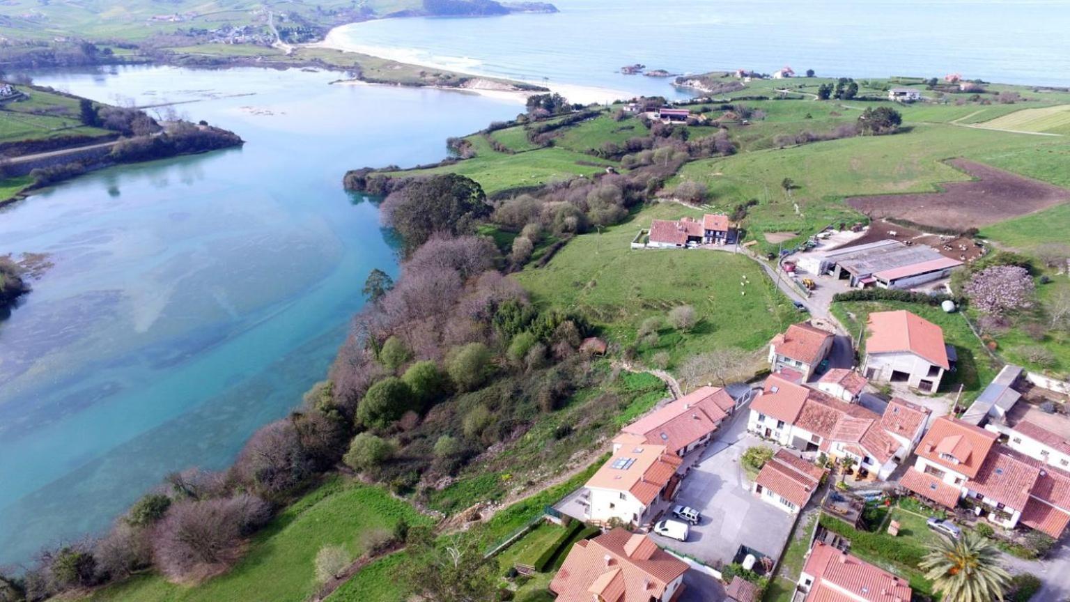 El Mirador De Trasvia Comillas Eksteriør bilde